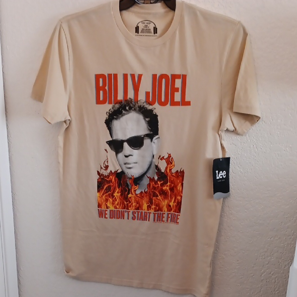 Lee Men's Beige Billy Joel Graphic Tee